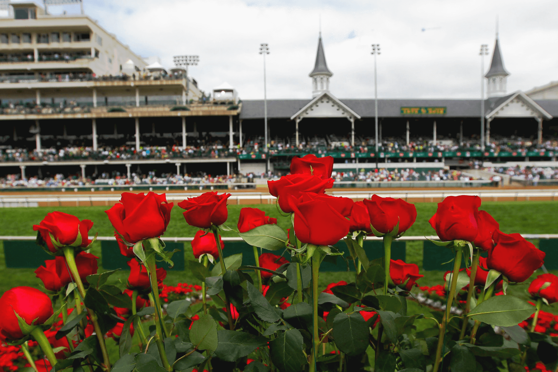 The Best Kentucky Derby Party Decorations and Hosting Tips 